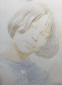 尝试用彩铅画肖像.