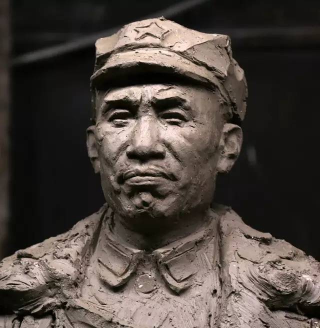 著名雕塑家:王世刚的肖像雕塑