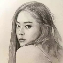 小央美 自学素描肖像,精致的美得让人移不开眼